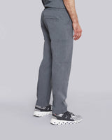 Bequeme Schlupfhose in grau mit elastischem Gummibund und praktischen Seitentaschen