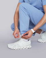 Medizinische Damen Schlupfhose mit längenverstellbarem Gummizug am Hosenende in hellblau